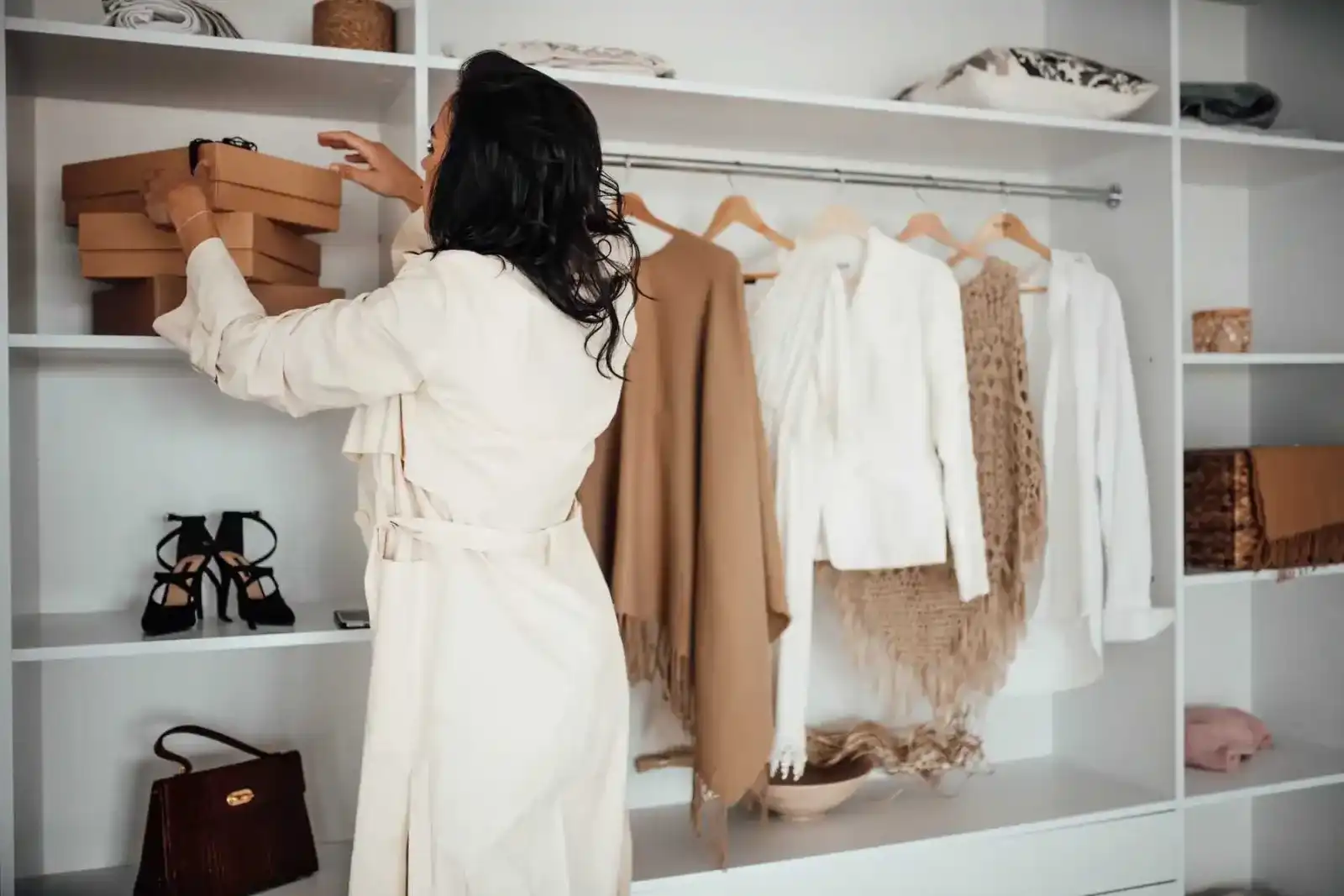 Closet Cozy Up: Winter-Ready Custom Closets with Seasonal Storage Strategies